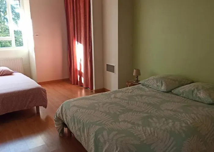 Les Trois Geais Bed and breakfast